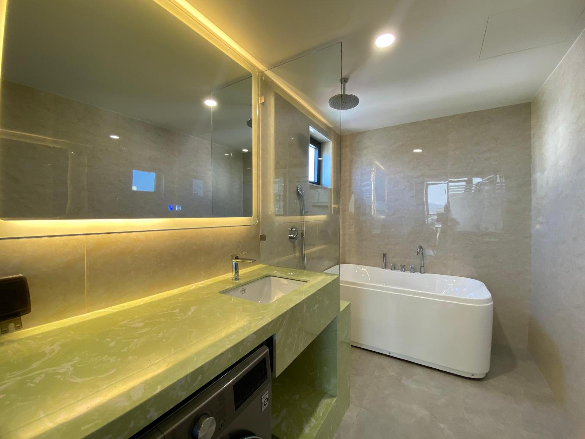 Nam Hotel & Residences Đà Nẵng Extérieur photo